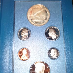 1987 We The People US Coin Set